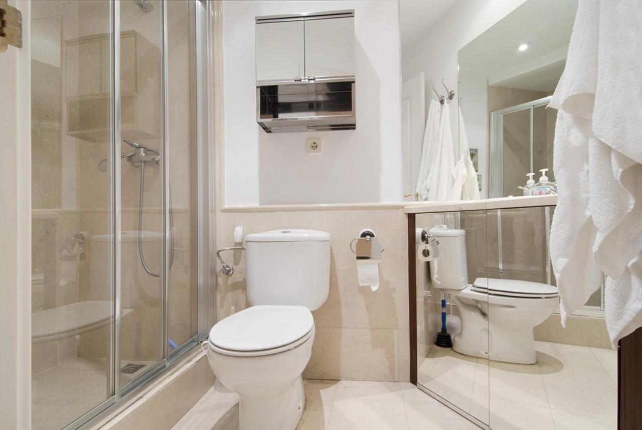 Ferienwohnung Mit House Princesa En Madrid Exterior foto